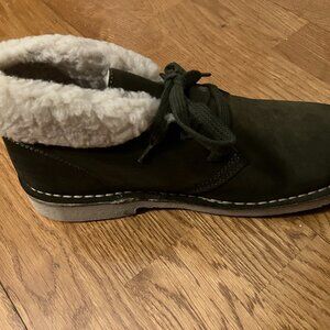NWT Olive Green Suede Fur-Lined Desert Boots from Bertie - size 41